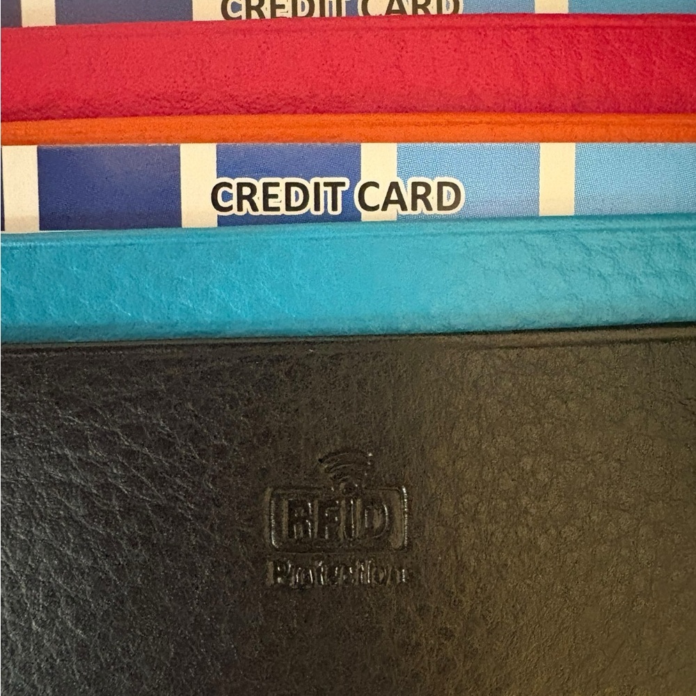 Vera Pelle Italian leather Multicolor Leather Card Holder NIB purchased in Italy - Picture 6 of 11